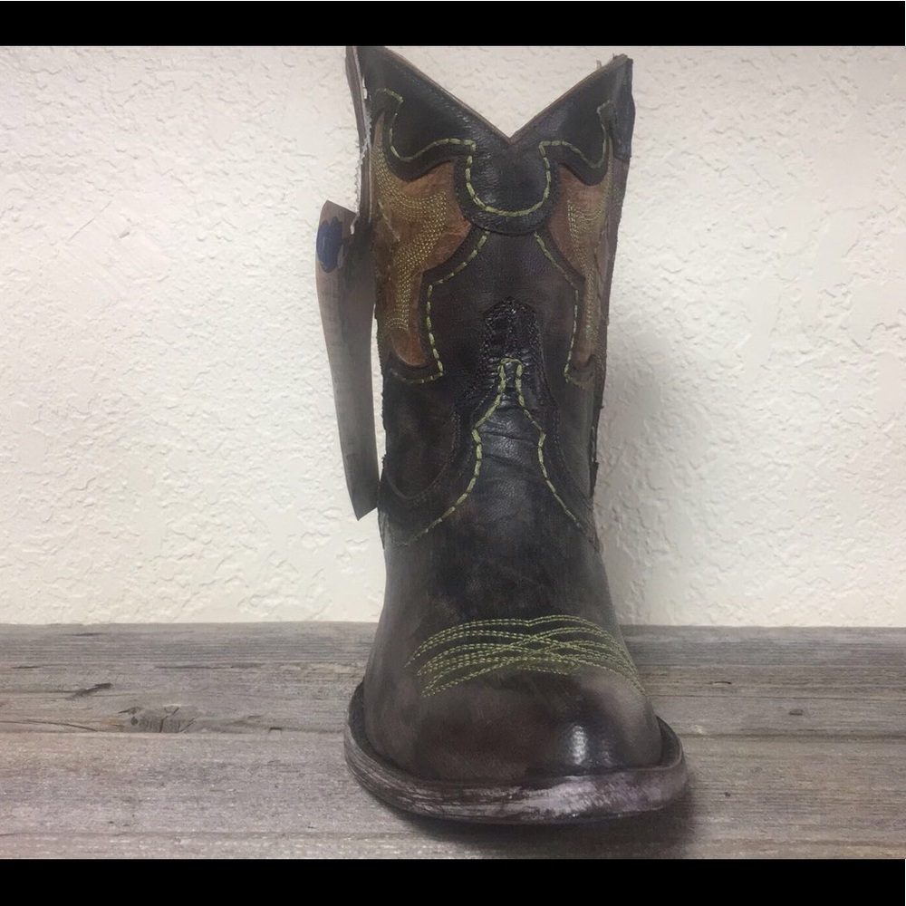 Yippee Ki Yay by Old Gringo Creta 8” Boot
